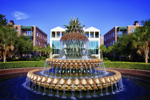 舞台中央,万众瞩目,百闻牌职业联赛,等你见证传奇!